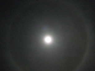 Moon ring with faint color fringes 2115EST 15 Feb 2011, Durham, NC, USA - photo courtesy Austin Mack thumbnail
